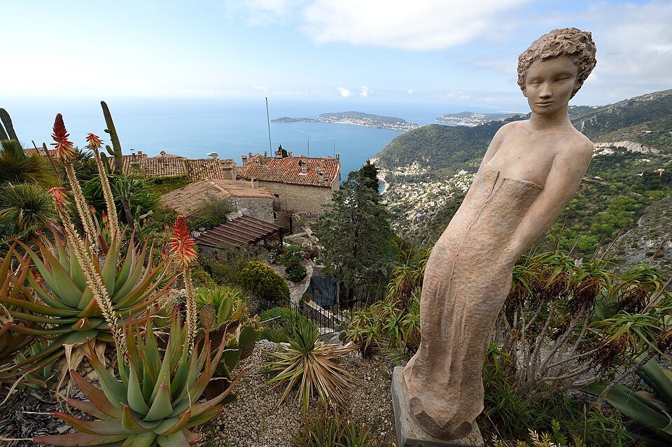 The garden in the castle ruins at the top of Èze