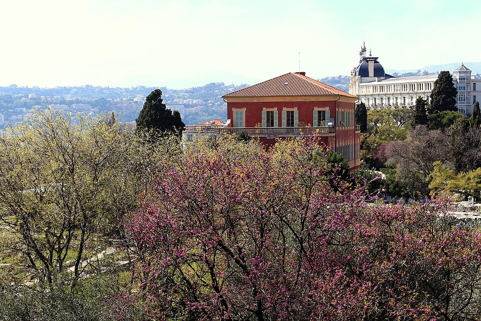 Le Musée Matisse vu du jardin du monastère