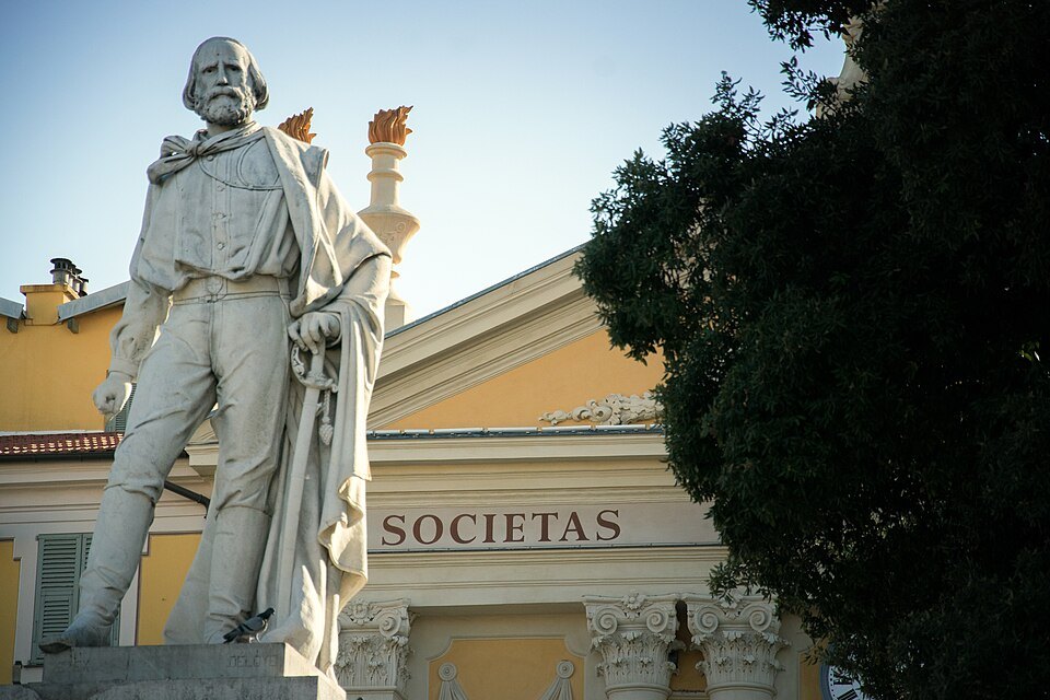 STATUE GARIBALDI-2