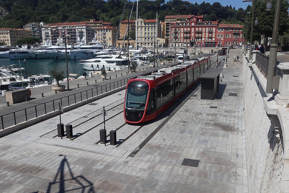 Port Lympia, Nice ( - )